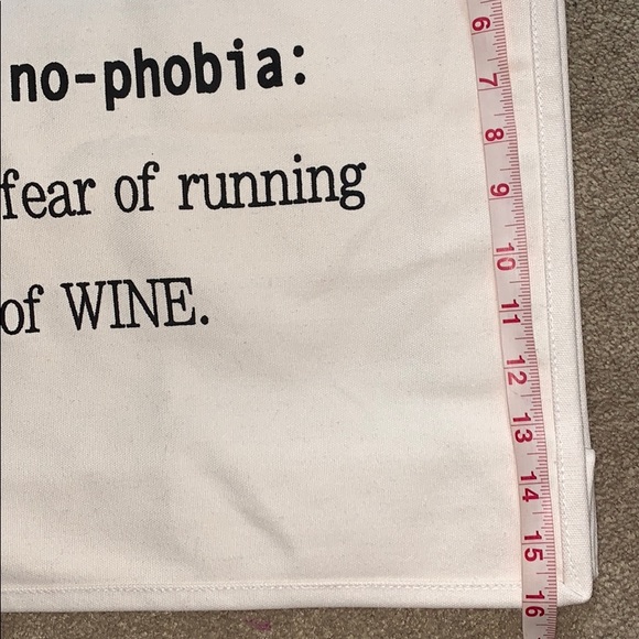 LA Trading Co. Novino-Phobia Wine Tote NWT - Picture 9 of 9